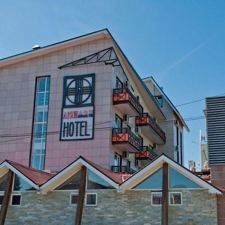 בורובויה Hotel Arhidom מראה חיצוני תמונה